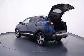PEUGEOT 3008 usata, con Telecamera per parcheggio assistito