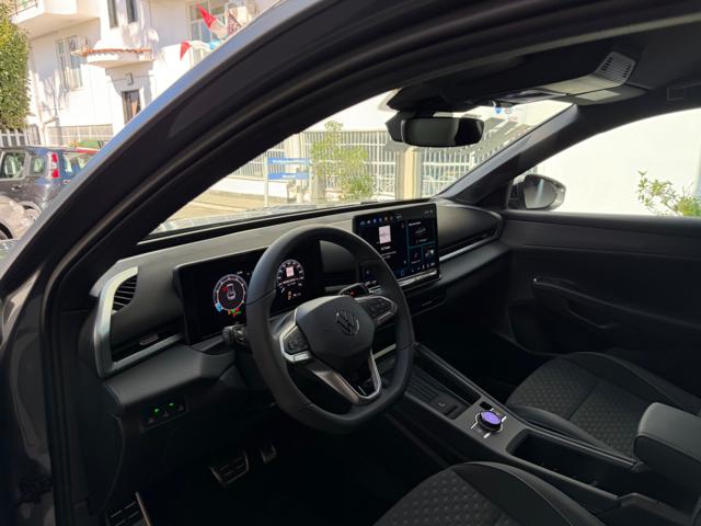 VOLKSWAGEN T-Roc usata 58