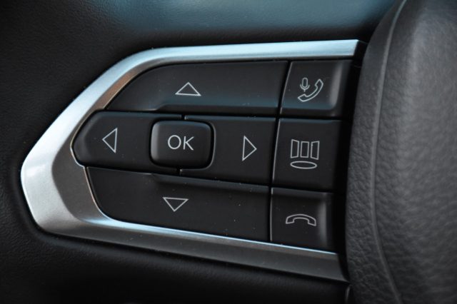JEEP Compass usata, con Touch screen