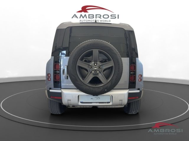LAND ROVER Defender usata 4