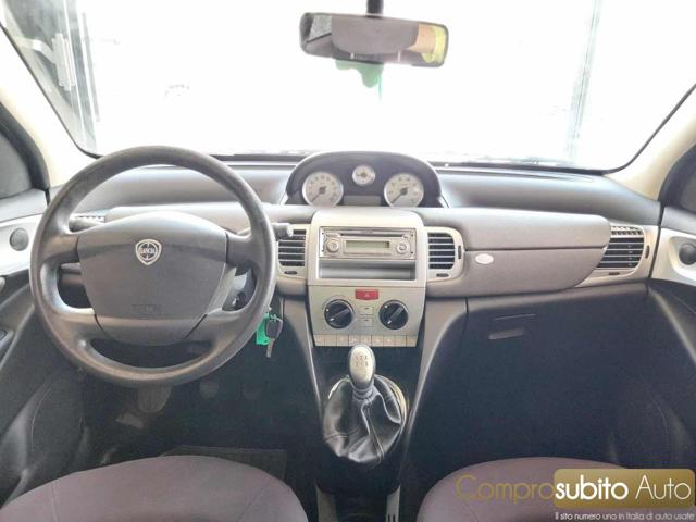 LANCIA Ypsilon usata 13
