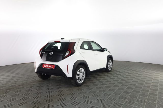 TOYOTA Aygo X usata 3