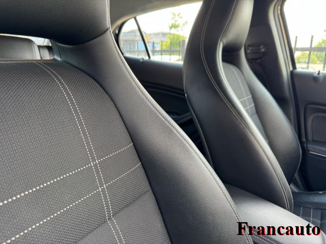 MERCEDES-BENZ GLA 180 usata, con Cerchi in lega