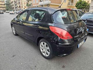 PEUGEOT 308 usata, con Autoradio