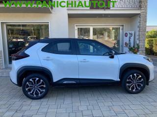 TOYOTA Yaris Cross usata, con Autoradio