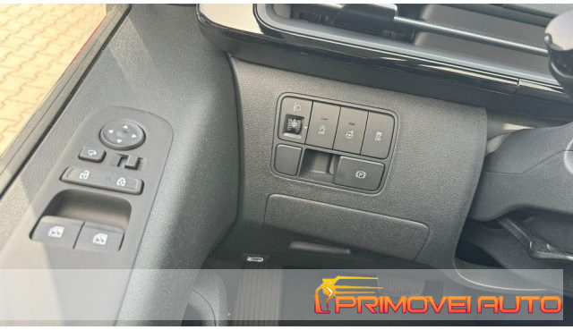 HYUNDAI Staria usata, con Controllo trazione