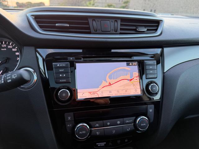 NISSAN Qashqai usata, con Park Distance Control