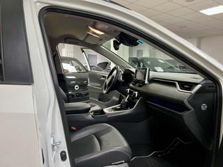 TOYOTA RAV 4 MY23 usata, con Park Distance Control