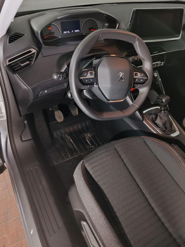 PEUGEOT 2008 usata, con Cerchi in lega