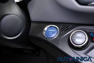 TOYOTA Yaris usata, con Telecamera per parcheggio assistito
