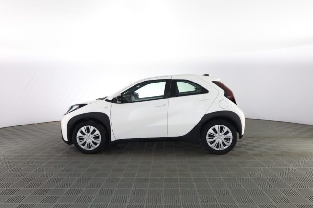 TOYOTA Aygo X usata 5