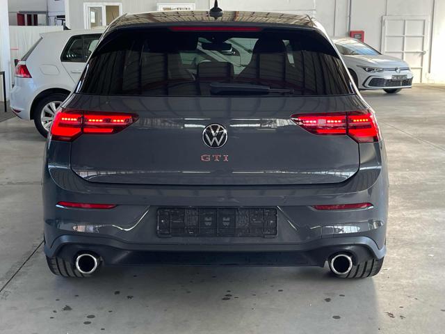 VOLKSWAGEN Golf usata, con Autoradio