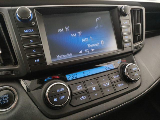 TOYOTA RAV 4 usata, con Servosterzo