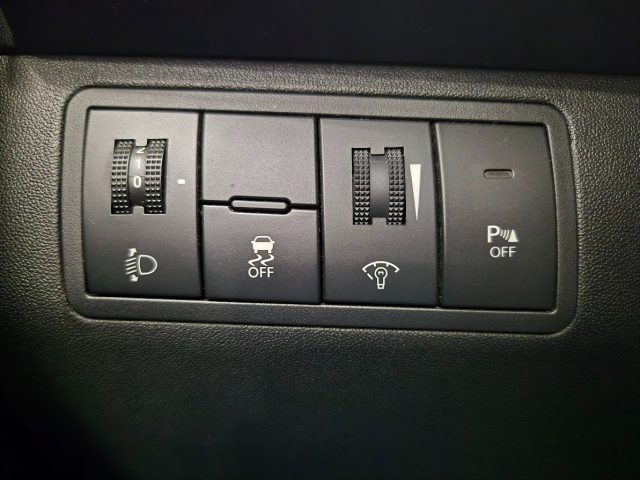 KIA Venga usata, con Sensori di parcheggio posteriori