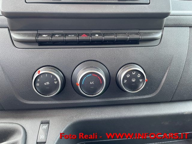 RENAULT Master usata, con Volante multifunzione
