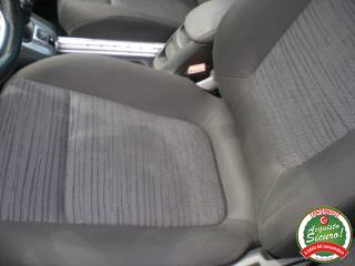 OPEL Meriva usata, con Airbag testa