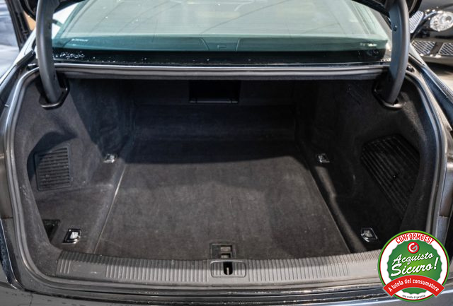 AUDI A8 usata, con Servosterzo