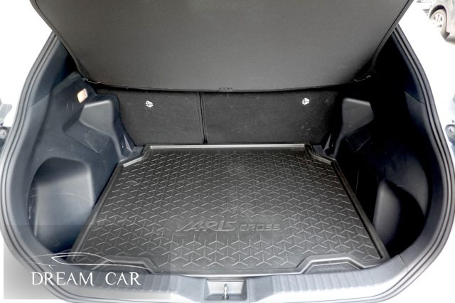 TOYOTA Yaris Cross usata, con Park Distance Control