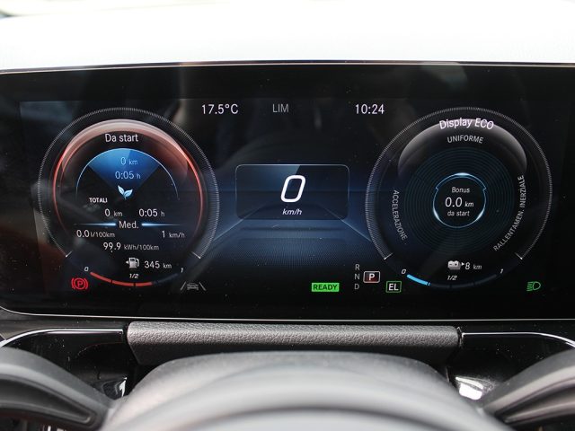 MERCEDES-BENZ B 250 usata, con Leve al volante