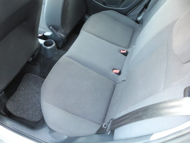 VOLKSWAGEN up! usata 37