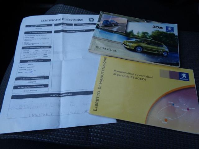 PEUGEOT 206 usata, con Lettore CD