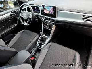 VOLKSWAGEN T-Roc usata, con Controllo automatico clima
