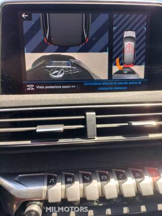 PEUGEOT 5008 usata, con Bluetooth