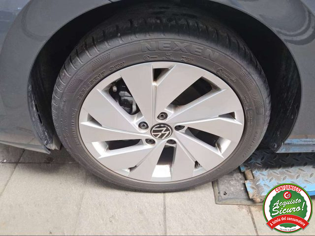 VOLKSWAGEN Golf usata, con Fendinebbia