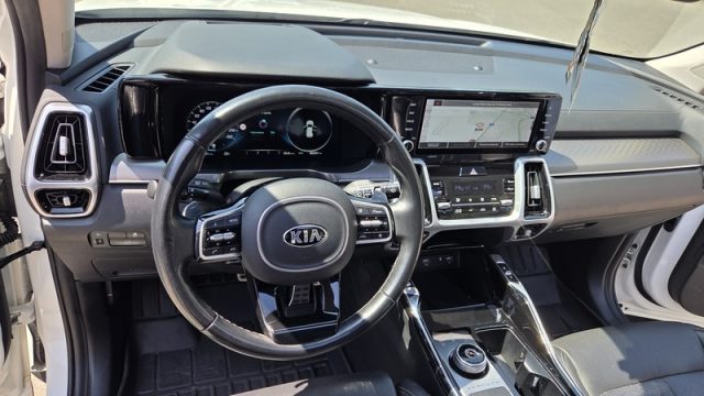 KIA Sorento usata, con Fari LED