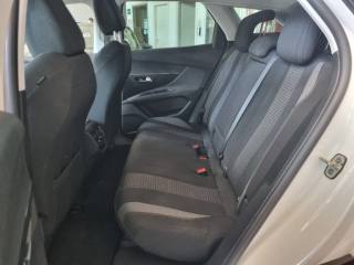PEUGEOT 3008 usata, con Boardcomputer