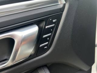 PORSCHE Macan usata 17