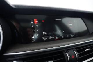 ALFA ROMEO Stelvio usata, con Luci diurne LED