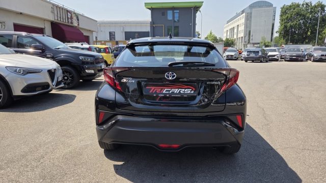 TOYOTA C-HR usata, con Autoradio