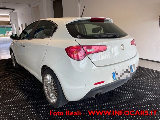 ALFA ROMEO Giulietta usata, con Airbag Passeggero