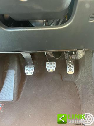 TOYOTA Yaris usata, con Autoradio
