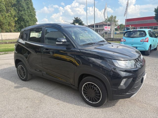 MAHINDRA KUV100 usata, con Airbag Passeggero
