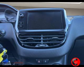 PEUGEOT 2008 usata, con Servosterzo