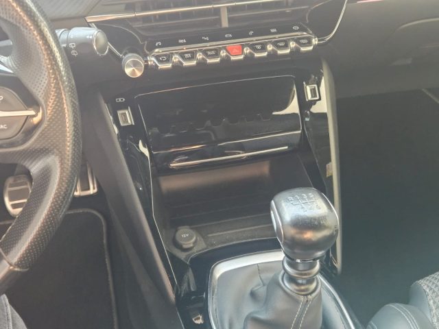 PEUGEOT 2008 usata, con Cruise Control