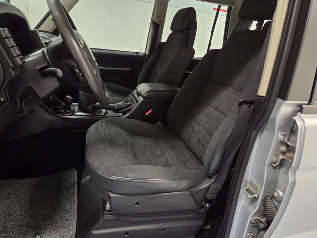 LAND ROVER Discovery usata, con Trazione integrale