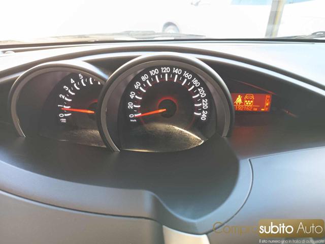 TOYOTA Verso usata, con ESP