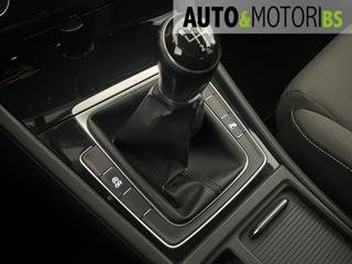 VOLKSWAGEN Golf usata, con ESP