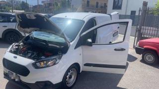 FORD Transit Courier usata, con Fendinebbia