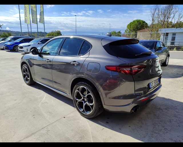 ALFA ROMEO Stelvio usata, con Autoradio