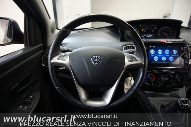 LANCIA Ypsilon usata, con Autoradio digitale