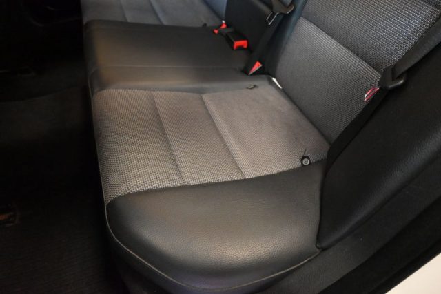 MERCEDES-BENZ C 200 usata 55