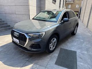 AUDI Q3 35 TDI S tronic Business