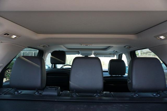 LAND ROVER Discovery usata, con Telecamera per parcheggio assistito
