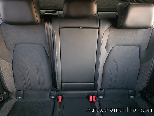 VOLKSWAGEN Golf usata, con Servosterzo