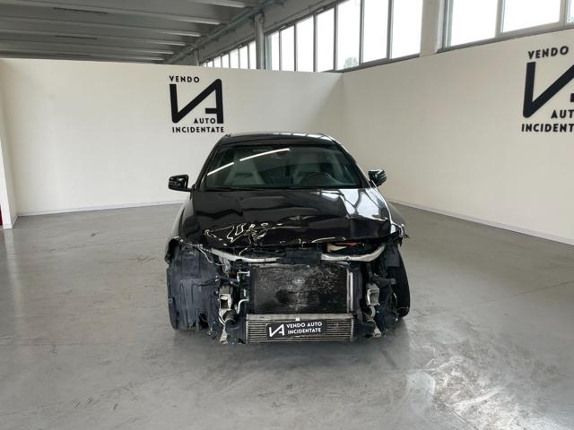 MERCEDES-BENZ CLA 200 usata, con Airbag