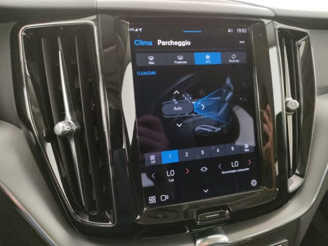 VOLVO XC60 usata, con Sistema di navigazione